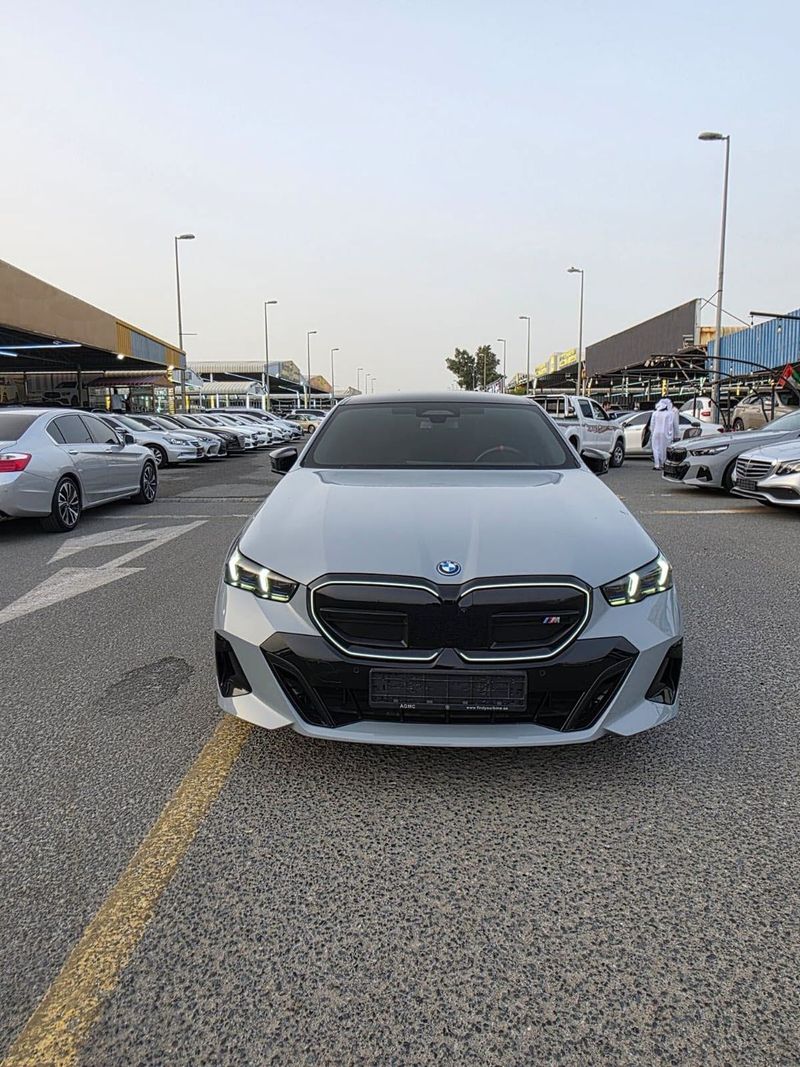 2024 BMW I5